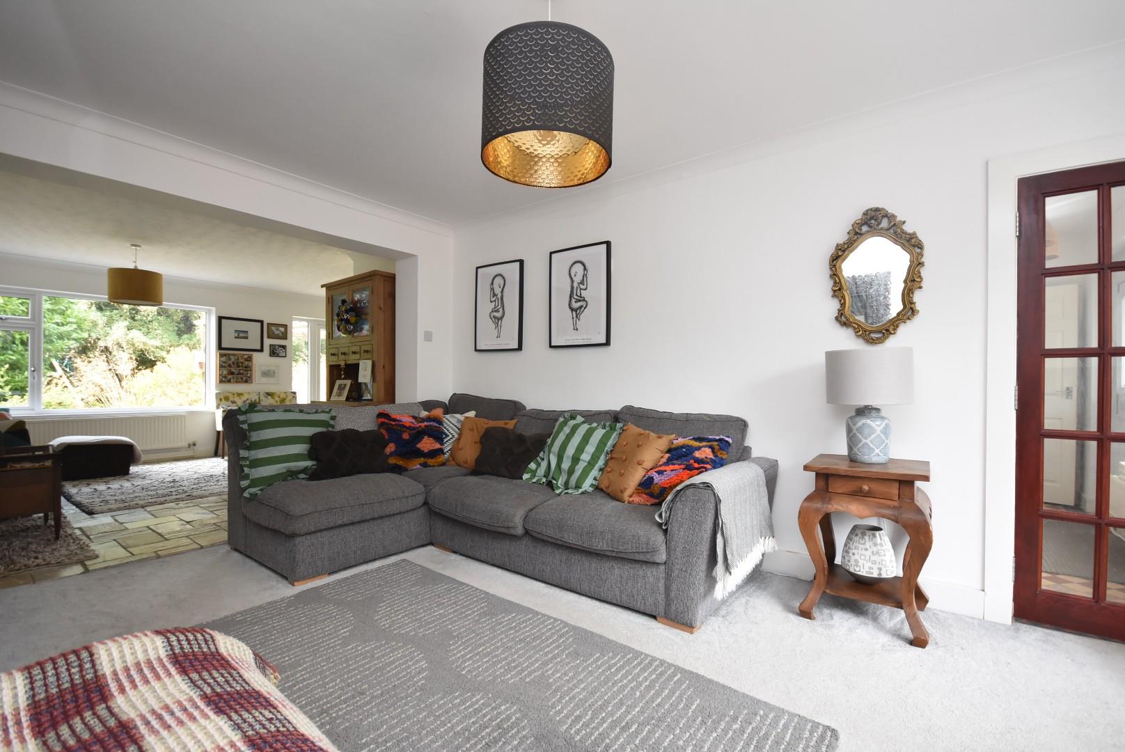 20 Knowbury Avenue, Penarth, CF64 5RX